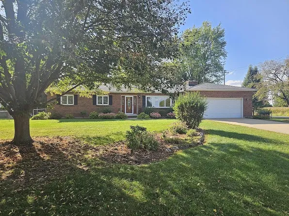 5514 S Forester Dr, Rochelle, IL 61068