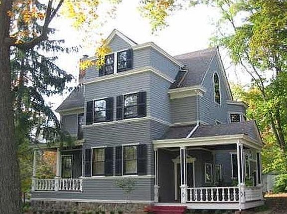 2nd image of 1701 Hill St