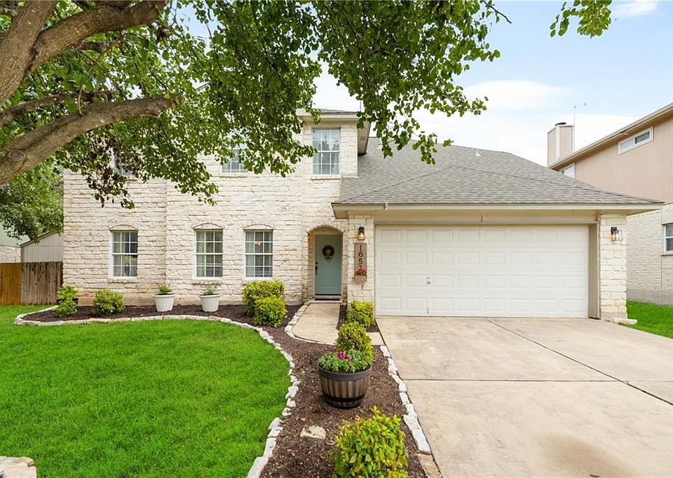 1st image of 1652 Abbey Ln