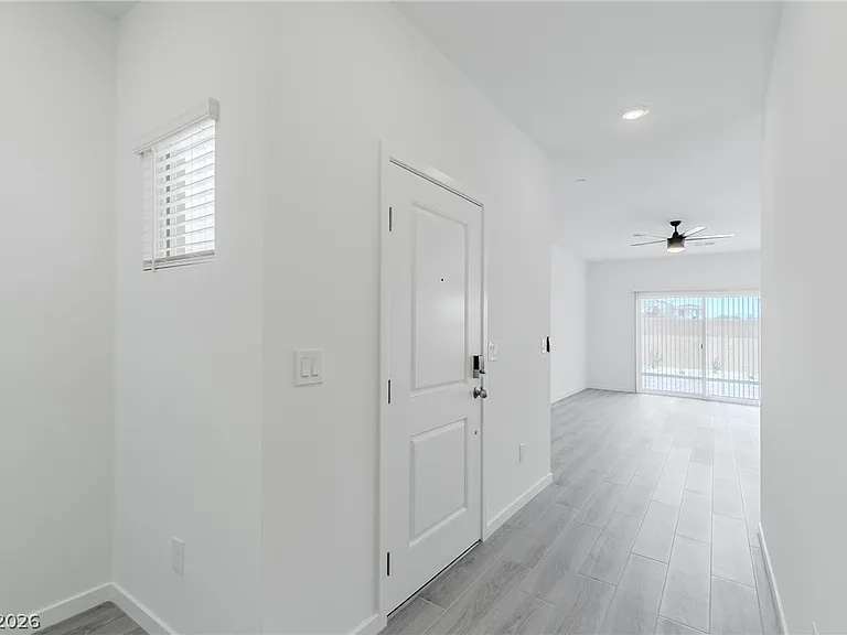 3380 Sunlight Grove Ln — Photo 10