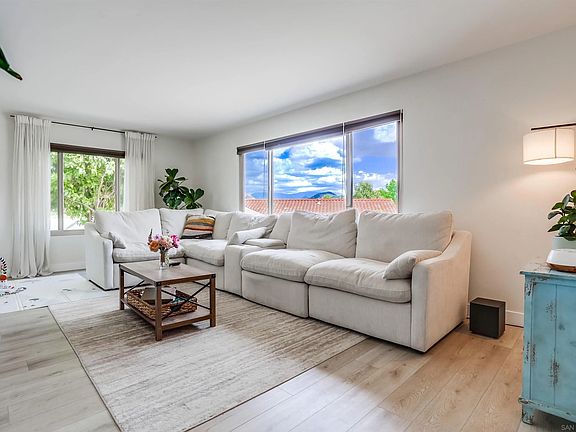 2nd image of 23409 Everett Pl