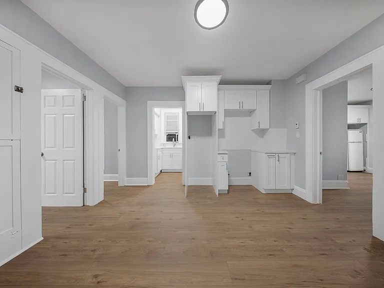 15 Tuttle St — Photo 10