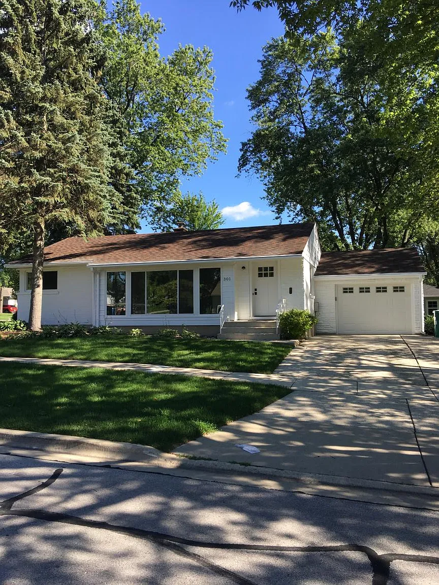 301 8th St photo 1