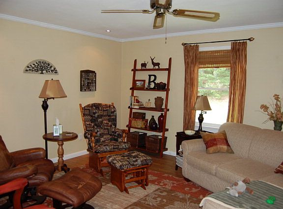 4th image of 7012 State Highway 88 E