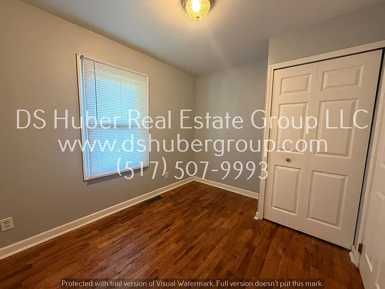 2823 Hillcrest St — Photo 4