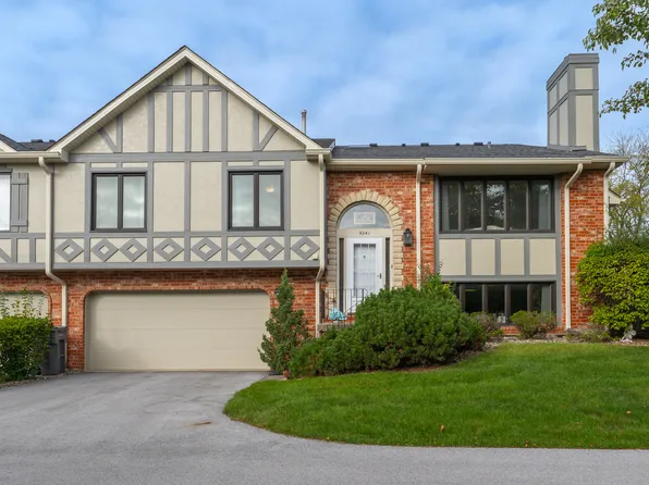 9241 Windsor Pkwy, Tinley Park, IL 60487