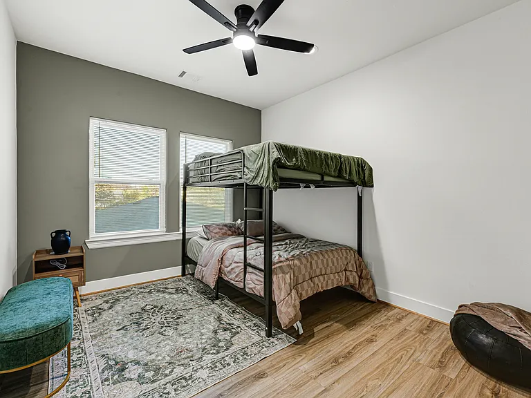 3833 Seabrook St #B — Photo 18