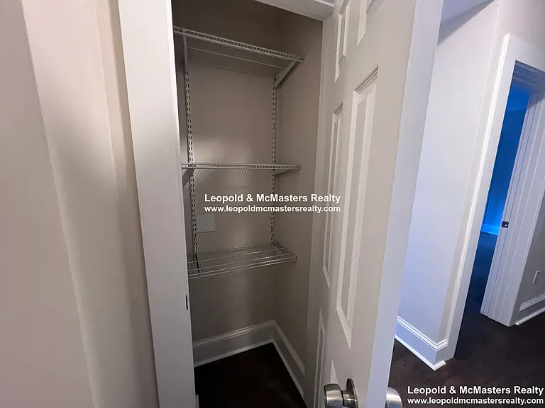 50 Longwood Ave #1 — Photo 6