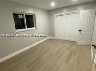 3241 N 72nd Way, Hollywood, FL 33024