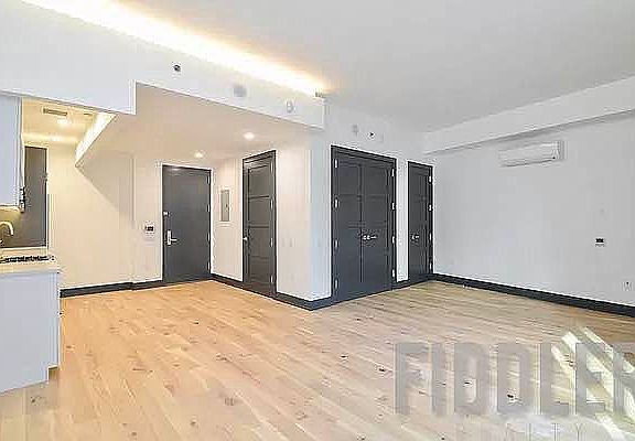 4th image of 10 Montieth St #G68