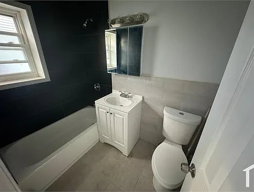 291 Wainwright St #19 — Photo 3