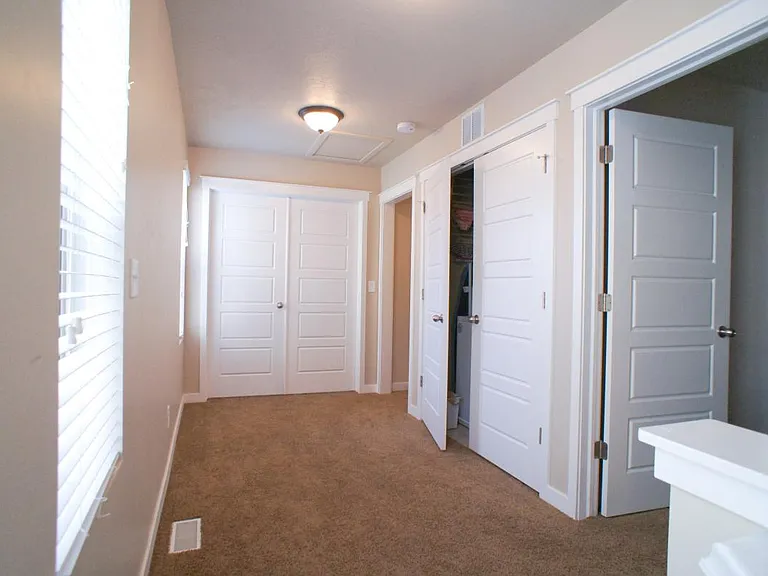 452 W Amber Glow Ln — Photo 11