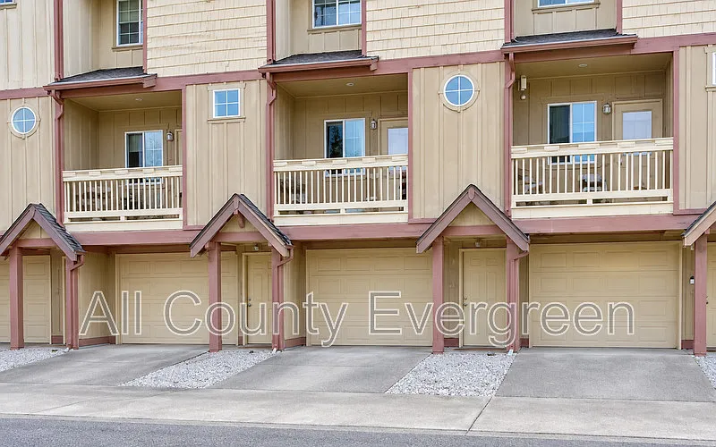 2 bed, 2.5 bath, 1187 sqft, $1,995 — Photo 2
