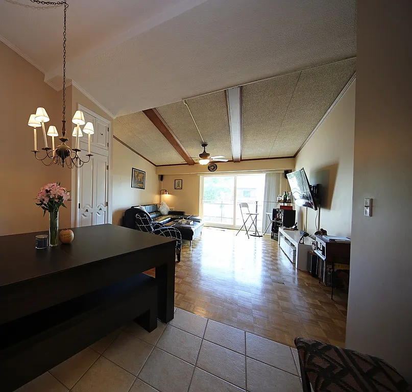 1 bed, 757 sqft, $2,400 — Photo 3