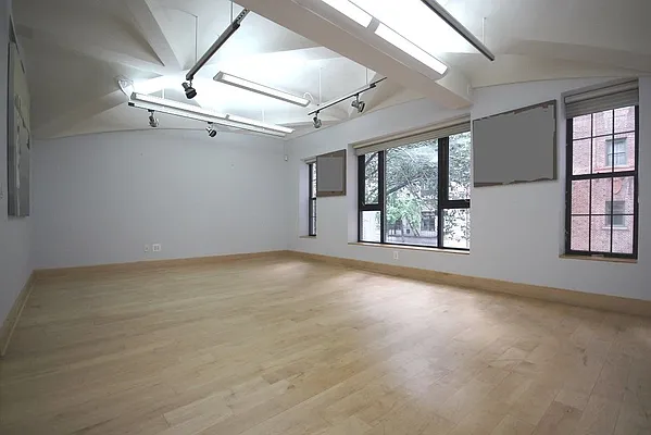 Rented by Citi Habitats | media 13