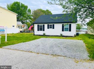 76 Johnson Rd, Pasadena, MD 21122