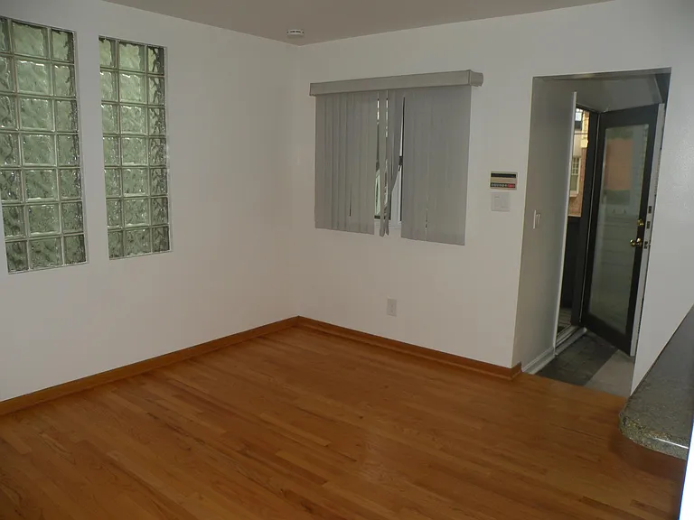 704 Bellefonte St #3 — Photo 38