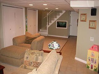 4th image of 2933 N 77th Ave