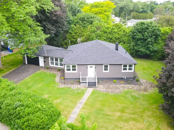 1171 Beach Ave, Rochester, NY 14612