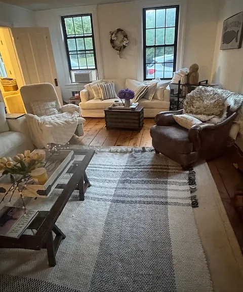 448 Shore Rd — Photo 2