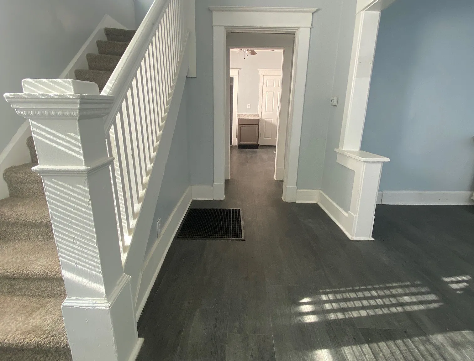 3 bed, 1571 sqft, $1,800 — Photo 2