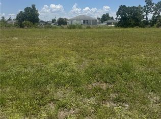 3019 NE 5th Pl, Cape Coral, FL 33909