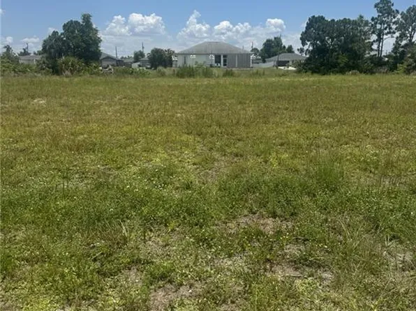 3019 NE 5th PL, CAPE CORAL, FL 33909