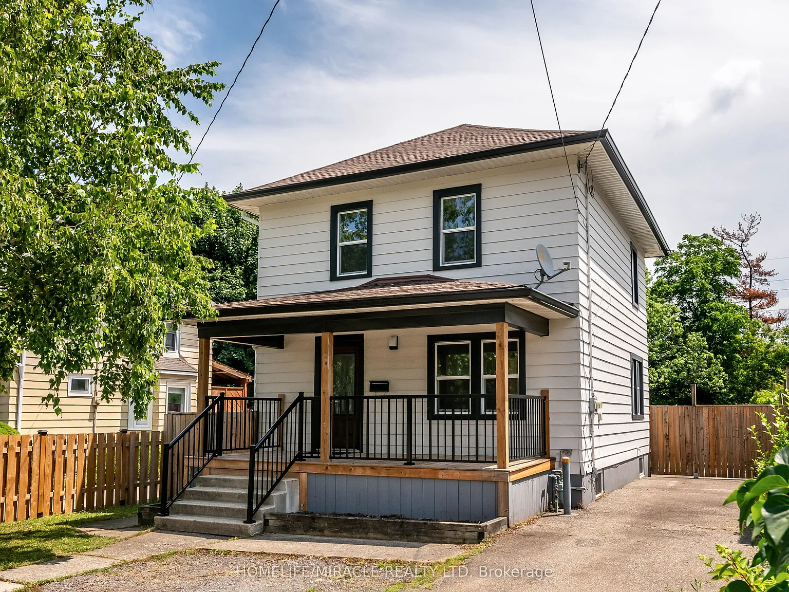3 bed, $2,000 — Photo 1