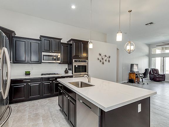 3rd image of 22035 N Greenland Park Dr