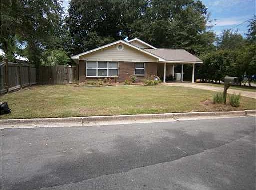 2nd image of 278 Wisteria Ln