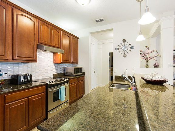 2nd image of 5037 Shoreway Loop #102