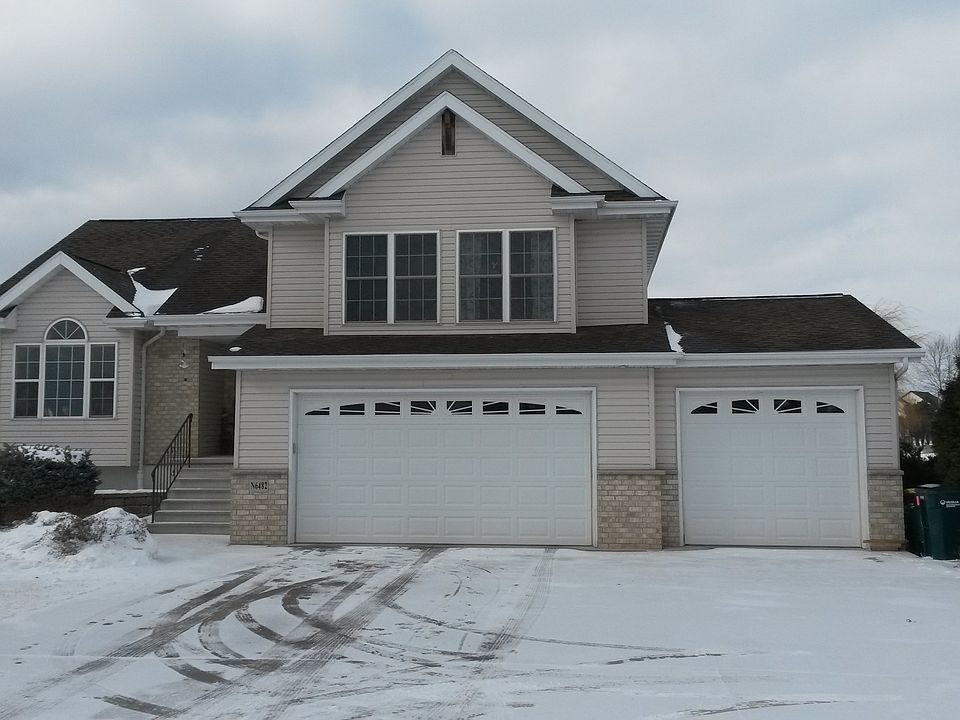 N6482 Canterbury Dr