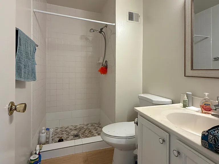10240 Arizona Cir — Photo 14