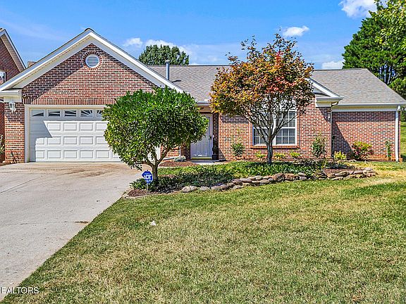 2nd image of 4419 Hartland Ln