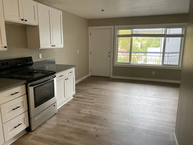 Park Hamlin - 2323 SE Harrison — Photo 49