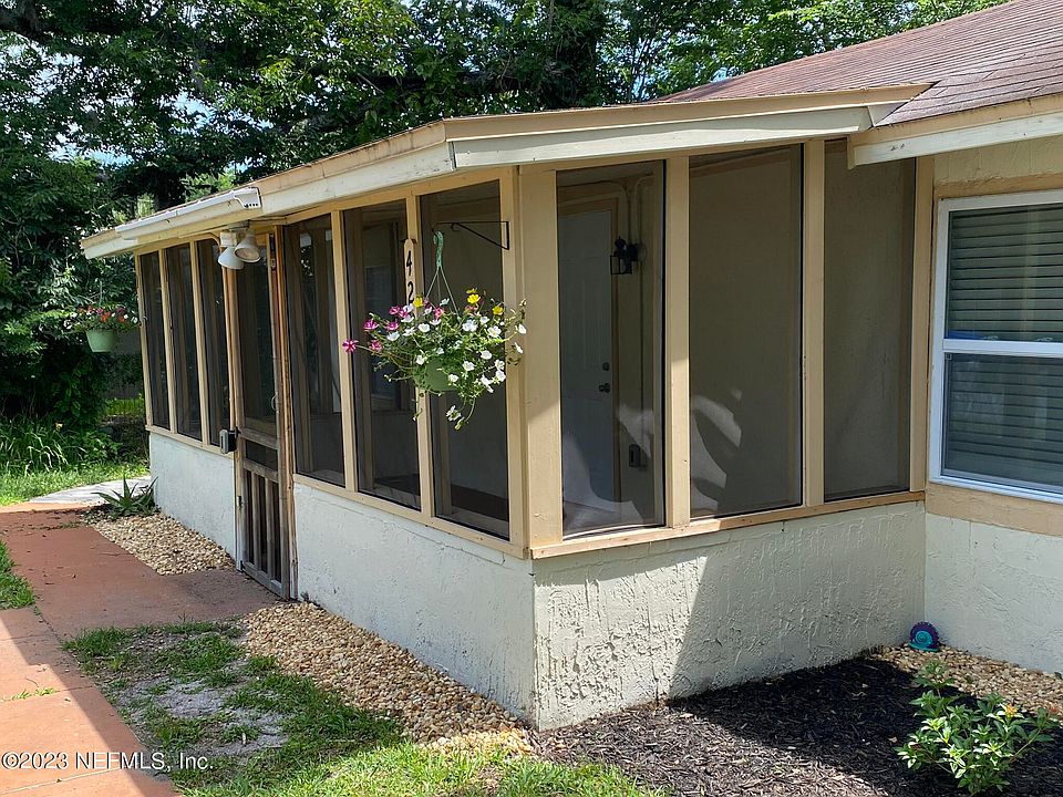 1st image of 420 AIKEN Street