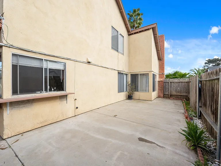 8936 Libra Dr — Photo 21