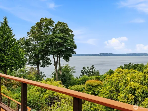 7320 164th Place SW, Edmonds, WA 98026