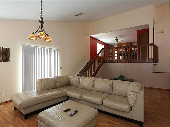 4th image of 8354 Chinaberry Pl