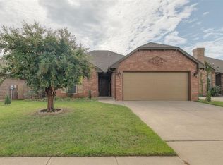 2232 NW 194th St, Edmond, OK 73012