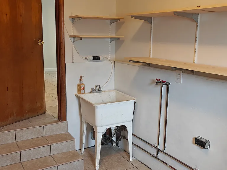 4607 Aicholtz Rd — Photo 15