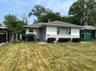 5805 Webster St, Downers Grove, IL 60516