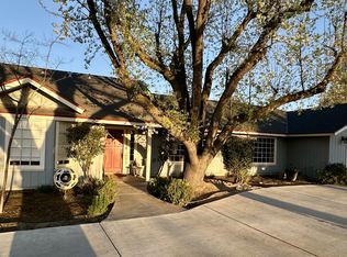 8521 20 1/2 Ave, Lemoore, CA 93245