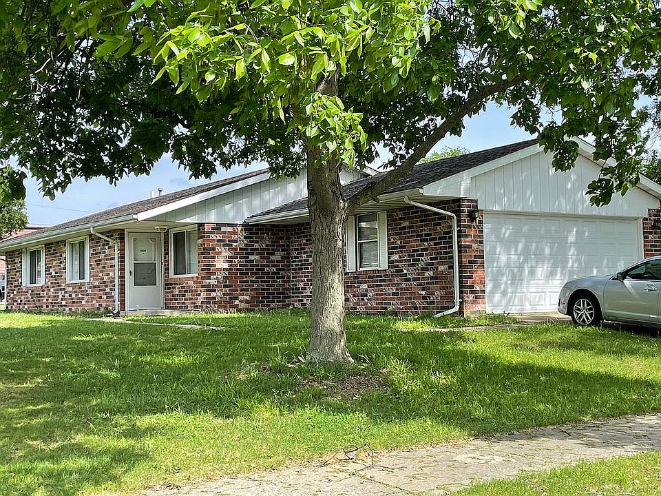 1st image of 4114-4116 N Rochelle Ln