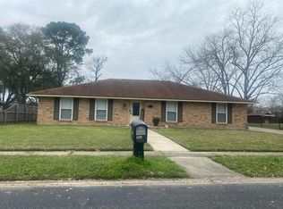 4075 Edgemont Dr, Baton Rouge, LA 70814