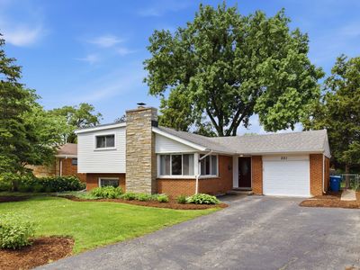 331 E Huntington Ln, Elmhurst, IL, 60126