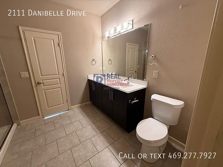 2111 Danibelle Dr — Photo 18