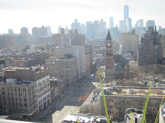 4th image of 101 W 12th St APT 19O