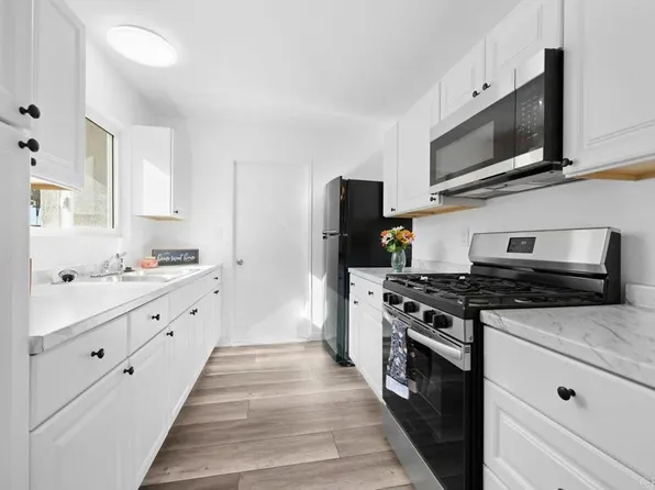 6987 Tanglewood Rd, San Diego, CA 92111