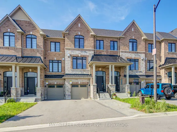 36 Elkington Cres, Whitby, ON L1P 0L7